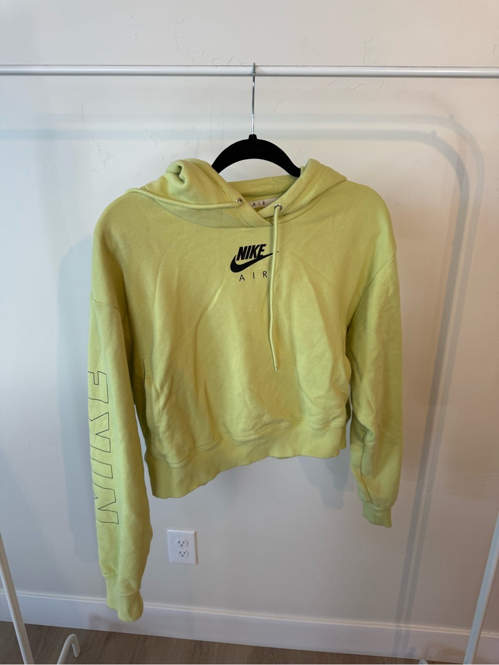 Nike Women's Light Lime Green Cropped Hoodie